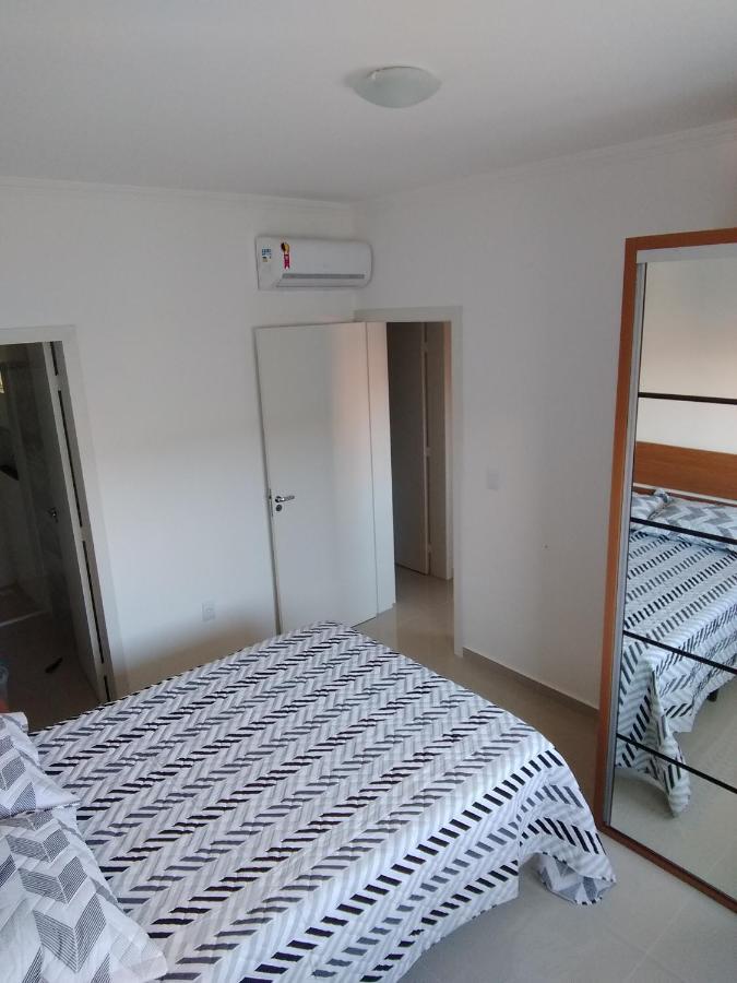 Apto 2 QTOs com Suíte próximo a Praia e Centrinho Florianopolis Exterior foto