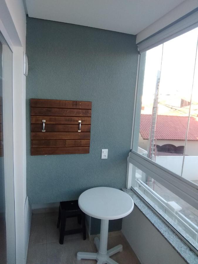 Apto 2 QTOs com Suíte próximo a Praia e Centrinho Florianopolis Exterior foto
