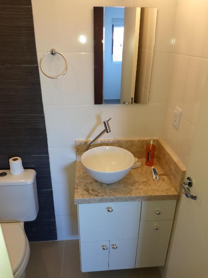 Apto 2 QTOs com Suíte próximo a Praia e Centrinho Florianopolis Exterior foto
